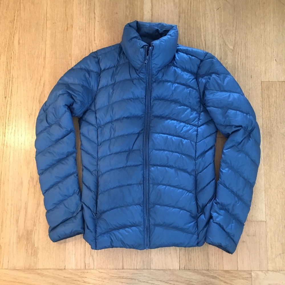 Uniqlo ultra light down jacket